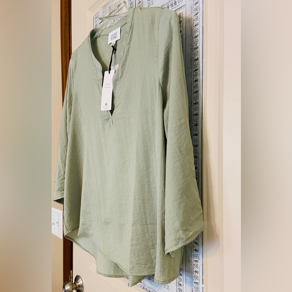 🍀NWT Oak&Olive Sz-L Light, Soft, Flowing Fabric- Beautiful Neutral Soft Green🍀 - Picture 11 of 16